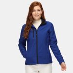 WOMEN'S HONESTLY MADE RECYCLED PRINTABLE SOFTSHELL JACKET - Image 2